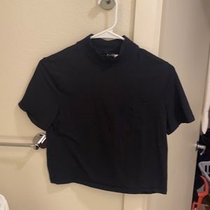 H&M mock neck crop top in black, L